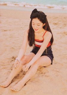 Bae Joo-hyun feet photo thumbnail
