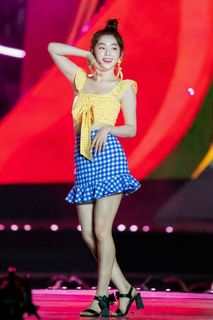 Bae Joo-hyun feet photo thumbnail