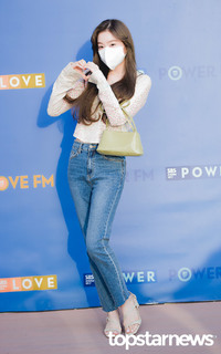 Bae Joo-hyun feet photo thumbnail