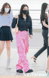 Bae Joo-hyun feet photo thumbnail