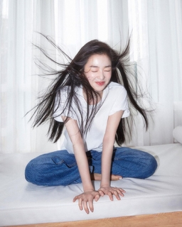 Bae Joo-hyun feet photo thumbnail
