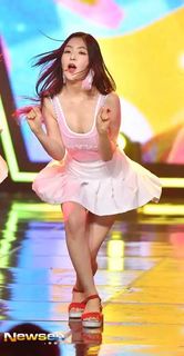 Bae Joo-hyun feet photo thumbnail