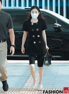 Bae Joo-hyun feet photo 12