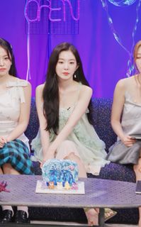 Bae Joo-hyun feet photo 3