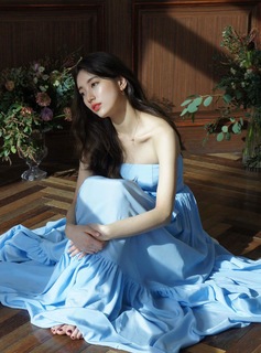 Bae Suzy feet photo thumbnail