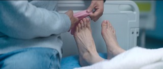 Bae Suzy feet photo thumbnail