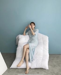 Bae Suzy feet photo thumbnail