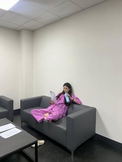 Bae Suzy feet photo thumbnail