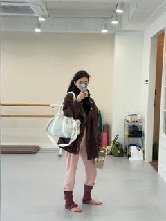 Bae Suzy feet photo 7