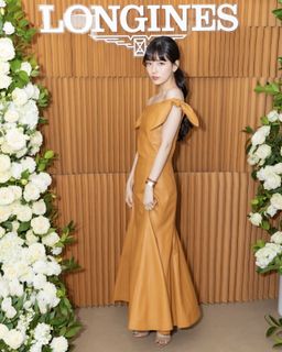 Bae Suzy feet photo 2