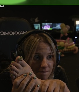 Baghera Jones feet photo thumbnail