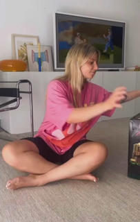 Baghera Jones feet photo thumbnail