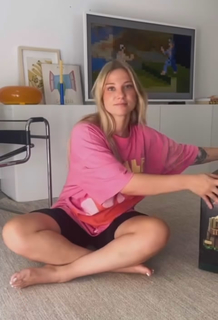 Baghera Jones feet photo thumbnail