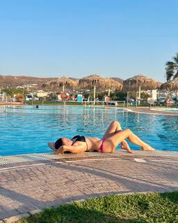 Bagia Antonopoulou feet photo 10