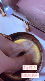 Bagia Antonopoulou feet photo 3