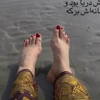 Bahare Afshari feet photo 14