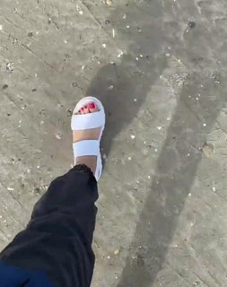 Bahare Afshari feet photo 4