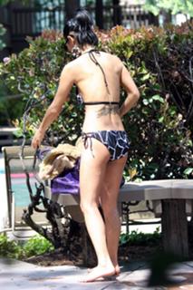 Bai Ling feet photo thumbnail