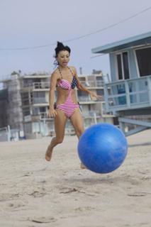 Bai Ling feet photo thumbnail