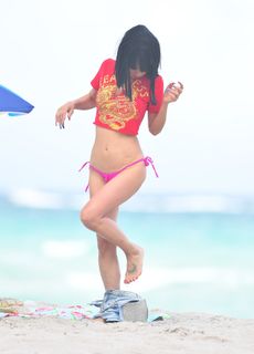 Bai Ling feet photo 9