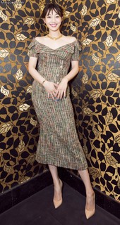 Baihe Bai feet photo 2
