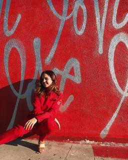 Bailee Madison feet photo thumbnail