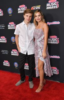 Bailee Madison feet photo thumbnail