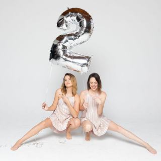 Bailee Madison feet photo thumbnail