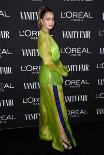 Bailee Madison feet photo thumbnail