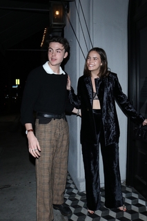 Bailee Madison feet photo thumbnail