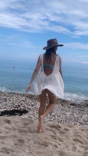 Bailee Madison feet photo thumbnail