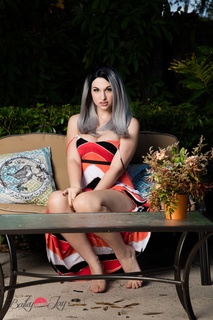 Bailey Jay feet photo thumbnail