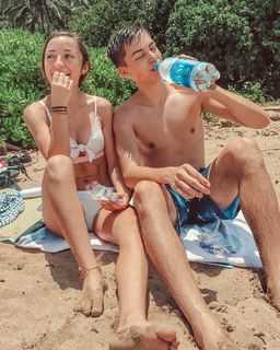 Bailey McKnight feet photo 6