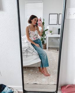 Bailey McKnight feet photo 3