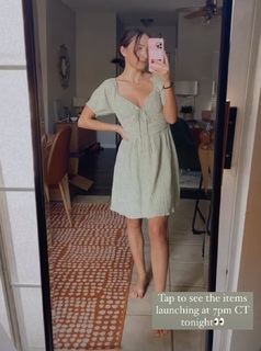 Bailey McKnight feet photo 3