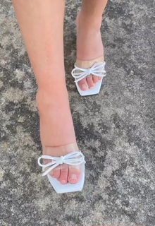 Bailey McKnight feet photo 6