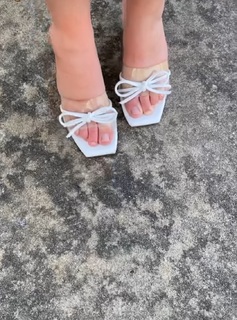 Bailey McKnight feet photo 5
