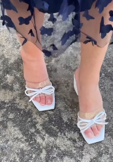 Bailey McKnight feet photo 4