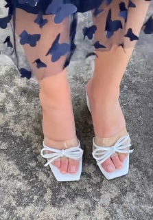 Bailey McKnight feet photo 3