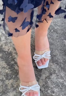 Bailey McKnight feet photo 1