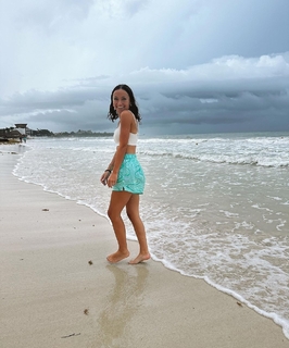 Bailey McKnight feet photo 7