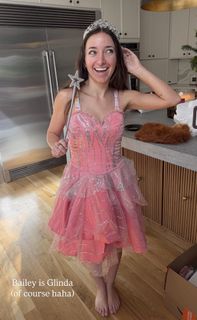 Bailey McKnight feet photo 1
