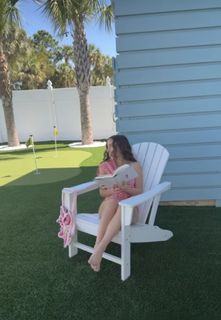 Bailey McKnight feet photo 8