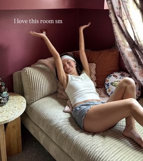 Bailey McKnight feet photo 3