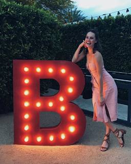 Bailey Noble feet photo 14