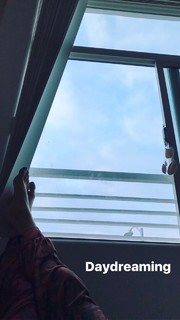 Bailey Noble feet photo 10