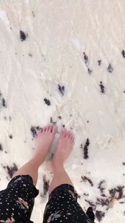 Bailey Noble feet photo 4