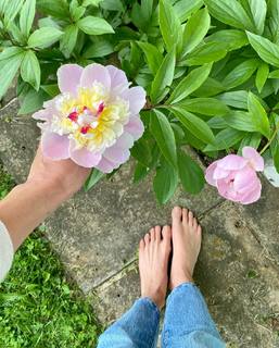 Bailey Noble feet photo 2