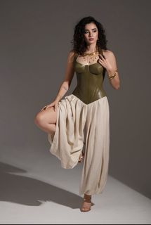 Balkis Ksoury feet photo 9