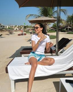 Banita Sandhu feet photo 4